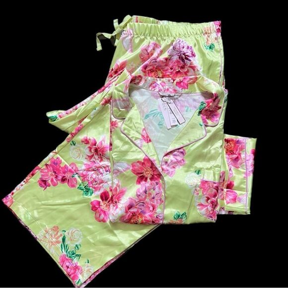 Victorias Secret Floral SATIN button down top & bottoms pant pajama Set Yellow - Picture 3 of 4